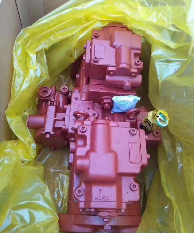 斗山挖掘機，DX260