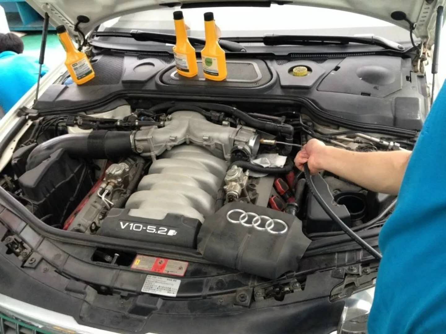 汽車發動機